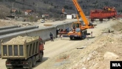 Градежни активности на автопатот Миладиновци-Штип на 23 јули 2014