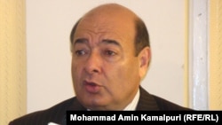 د اقتصادي چارو پوه آذرخش حافظي