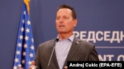 Richard Grenell, kao bivši izaslanik predsjednika SAD-a za razgovore Srbije i Kosova, na konferenciji za novinare u Beogradu, 22. septembra 2020.