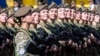 Жінки-військові на параді до Дня Незалежності України