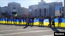 Акція в центрі Херсону проти російської окупації, 13 березня, 2022 року