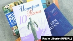 Викладати по підручнику почнуть вже з 1 вересня (фото ілюстративне)