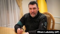 Олексій Данілов вказав на те, що в Росії досі є літаки західних компаній
