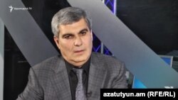 Armenia - Opposition leader Aram Sarkisian is interviewed by RFE/RL in Yerevan, 6Dec2016.