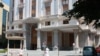 Задолжување за раздолжување и пополнување буџетски дупки