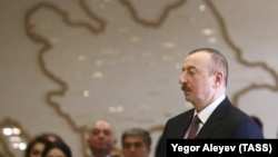 За даними ЦВК Азербайджану, Ільгам Алієв перемагає на виборах президента і набирає понад 86 відсотків голосів