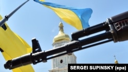 За його словами Паліси, Офіс президента у співпраці з Кабінетом міністрів та Міністерством оборони аналізує, чому мобілізаційні зусилля виявилися недостатніми