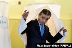 ბიძინა ივანიშვილი არჩევნების პირველ ტურზე