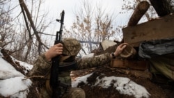 Військовий ЗСУ поблизу Авдіївки, Донецька область