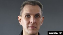 Szabolcs Dull