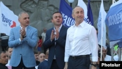 Лидеры блока «Айастан» во время предвыборной кампании, июнь 2021 г.