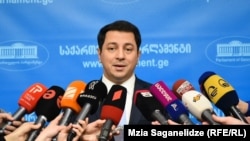 პარლამენტის თავმჯდომარე არჩილ თალაკვაძე