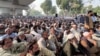 د خیبر پښتونخوا د سکولونو استادانو د غوښتنو لپاره احتجاجي پرلت پيل کړی