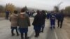 Архива: Работниците од „Фени“ протестираат против стечај и го блокираа магистралниот Градско-Прилеп. 4.12.2017 г.