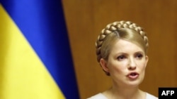 Юлія Тимошенко під час засідання уряду 11 лютого