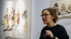 Сауле Сулейменова во время открытия выставки «Остаточная память». Алматы, 1 февраля 2019 года.