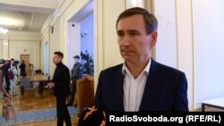 Ще одне рішення комітету – повернутися до максимального контролю за усіма сферами закупівель й інформувати суспільство про будь-яке зловживання, сказав Федір Веніславський