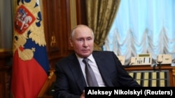 Статью Владимира Путина медиа в ОРДЛО использовали для распространения посылов российской пропаганды, в том числе, о гражданской войне, едином народе, внешнем управлении Украиной и о том, что Киеву не нужен Донбасс 