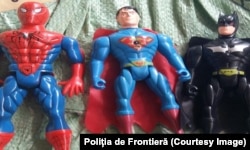 Sunt contrafăcute inclusiv jucării care portretizează cele mai cunoscute personaje din benzile de desene animate.