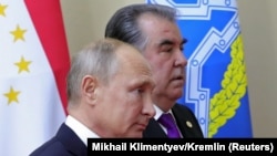 Эмомалӣ Раҳмон ва Владимир Путин