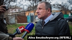 Микола Семена перед засіданням суду в анексованому Росією Криму, Сімферополь, 20 березня 2017 року