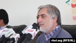 Afghanistan - Abdullah Abdullah the leader of National Coalition of Afghanistan during a press conference with Afghan cricket national team players in Kabul, 22 September 2013