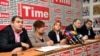 Протест против решения Народного защитника сегодня выразили еще трое бывших подчиненных уволенной вместе со своим заместителем Натии Имнадзе.– они написали заявление об уходе с работы