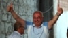 Armenia - Doctor and opposition deputy Armen Charchian gestures to supporters after an appeals court's decision to allow his arrest, August 23, 2021