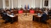 Четири сценарија за доверба на Владата