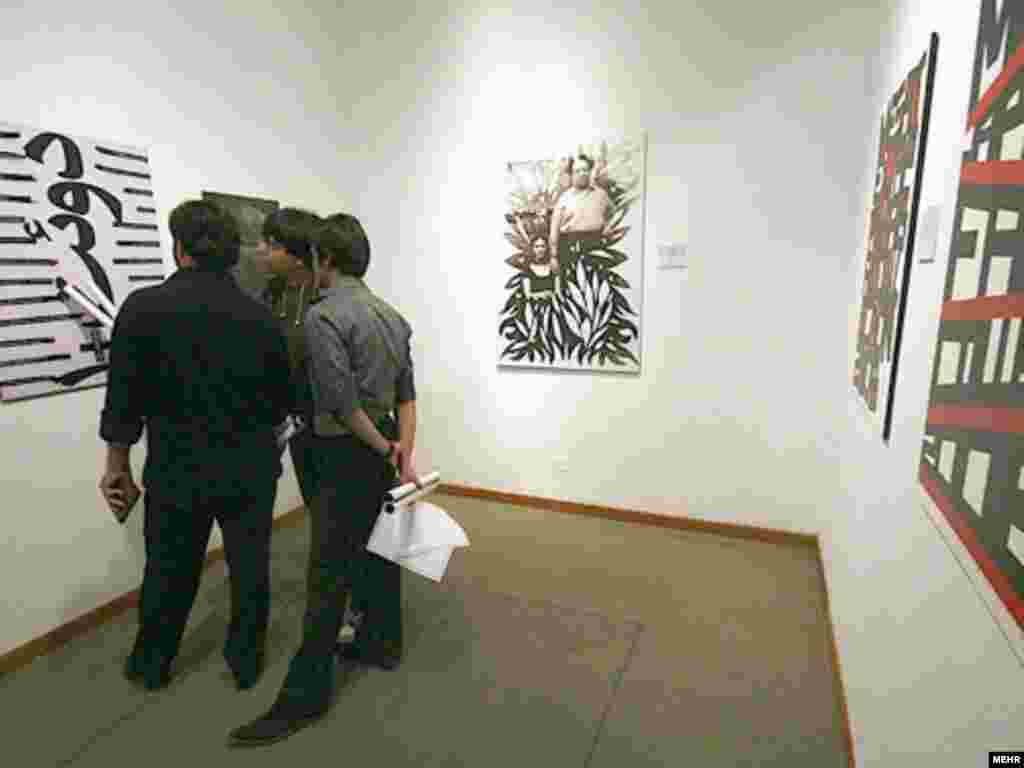 دهمین دوسالانه جهانی پوستر تهران در موزه هنرهای معاصر تهران