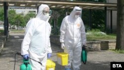 Специалисти от ВМА дезинфекцираха видинската болница, където 10% от персонала е заразен с коронавируса