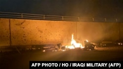 خودرو حامل قاسم سلیمانی پس از اصابت موشک در محدوده فرودگاه بغداد