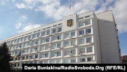 Мера Черказ підозрюють у зловживанні владою