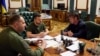 Як оскароносний Шон Пенн і його команда допомагають Україні